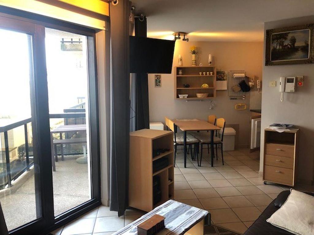 Apartamento Residentie Koksijde Promenade Exterior foto